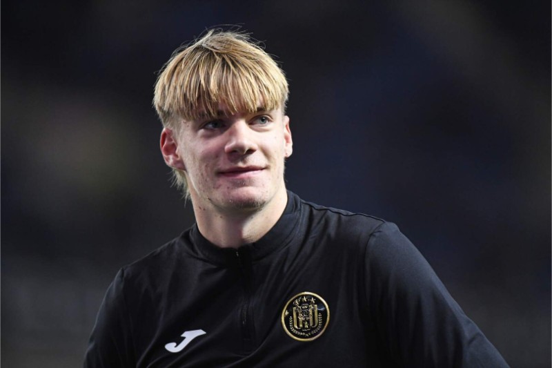 De Cat được nhiều đội bóng lớn theo đuổi